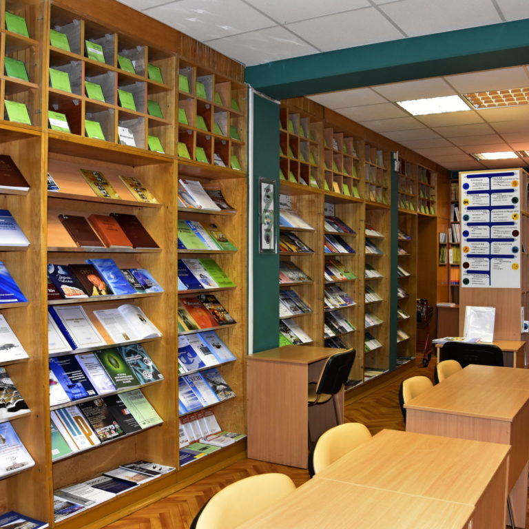 читальный зал периодики 2