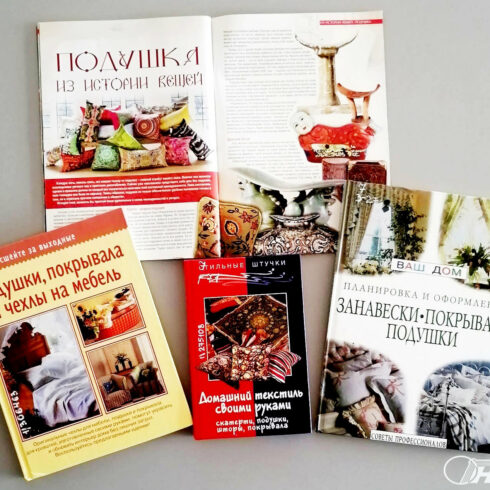 покрывала и подушки