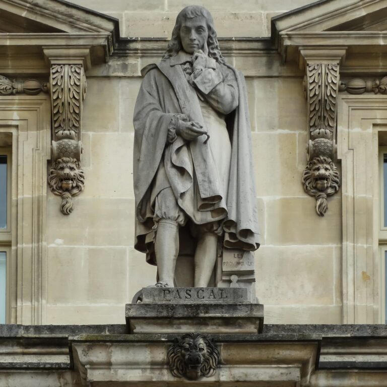 памятник Паскалю