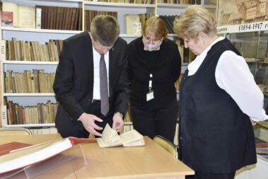 Председатель ГКНТ С.В. Шлычков