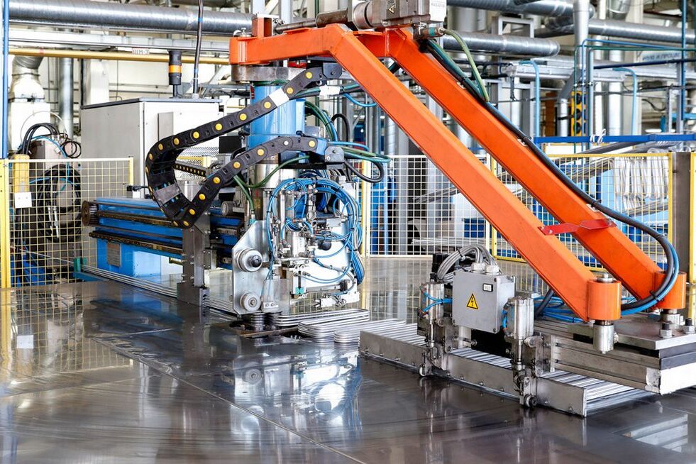 2. Гильманшин, И. Р. Актуальность внедрения робототехнических комплексов контроля качества электротехнической продукции на примере производителя холодильного оборудования