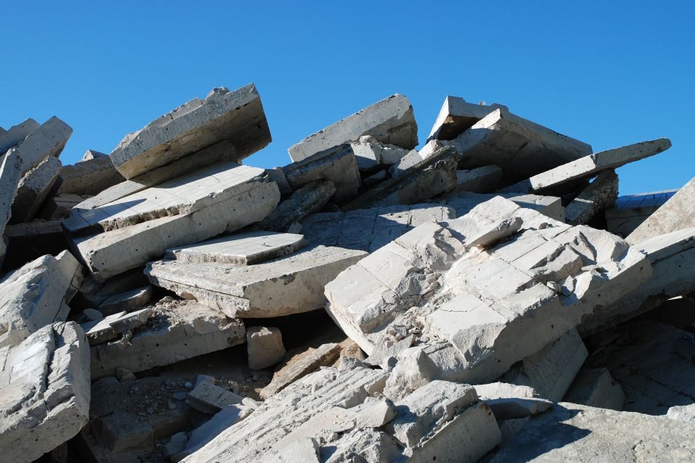 Использование бетонолома