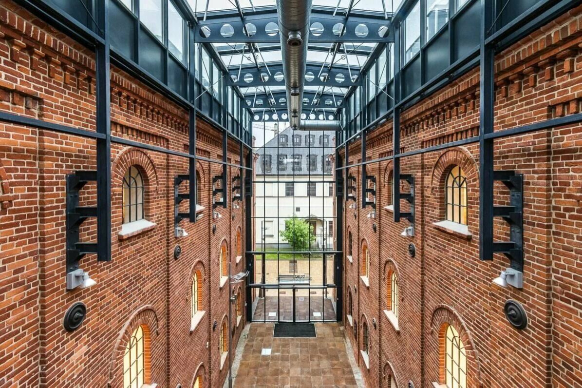 Малая, Е. В. Особенности современного опыта архитектурной реконструкции промышленных предприятий