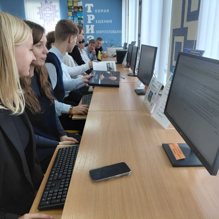 стартап-школа «От идеи к изобретению: введение в инженерную профессию»