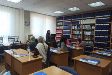 Практические занятия студентов БГУКИ в РНТБ