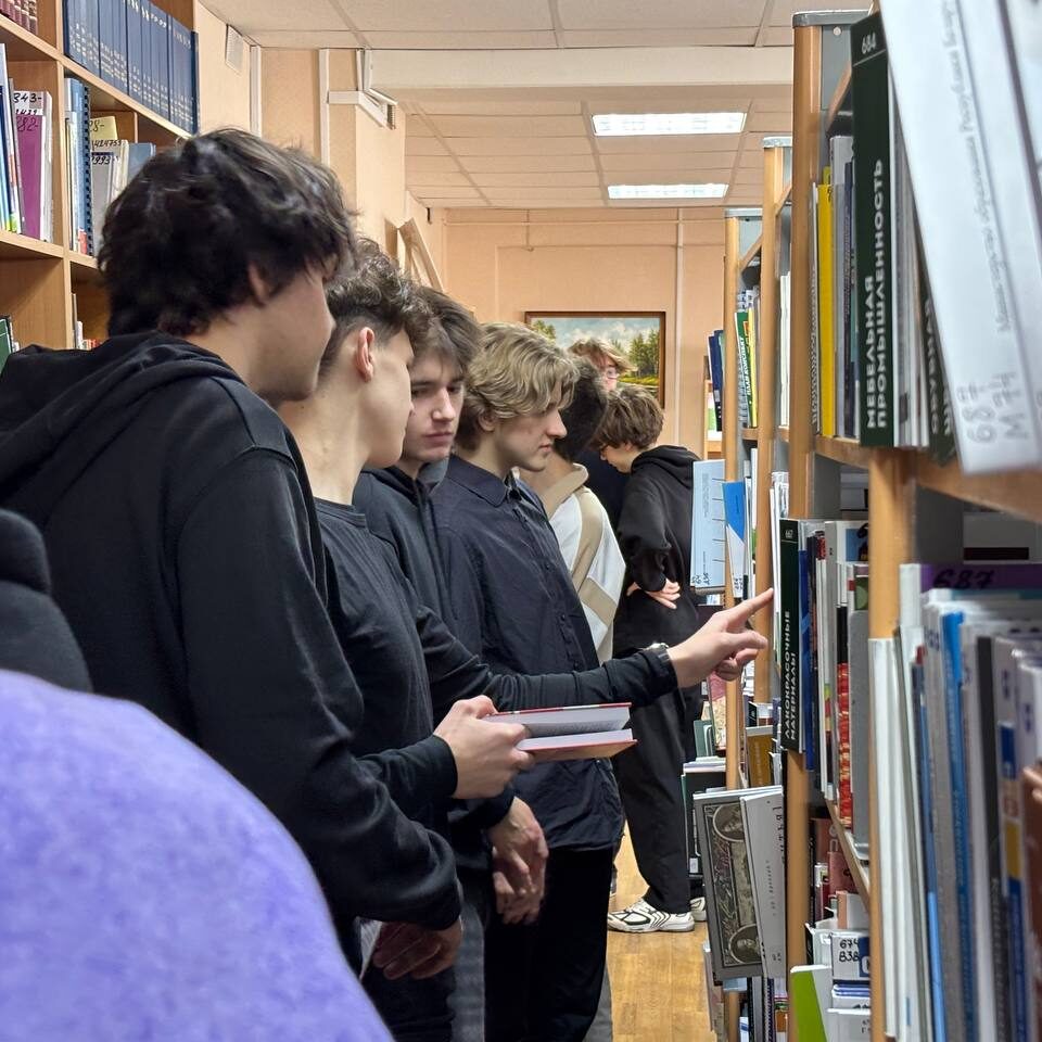 Экскурсия в РНТБ