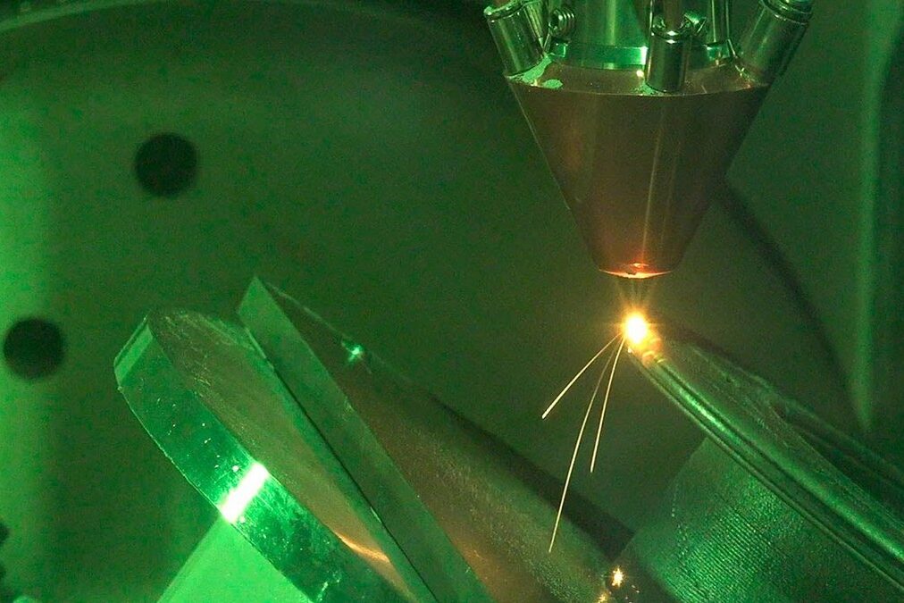 Исследование физико-механических характеристик дисперсно-упрочненной металлокерамики Ti–4.25Al–2V с добавлением SiC, изготовленной методом прямого лазерного выращивания