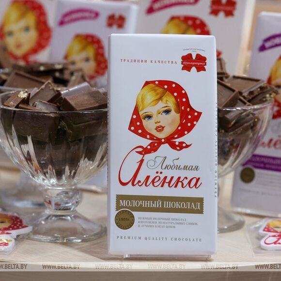 Шоколад молочный "Любимая Аленка" СОАО "Коммунарка"